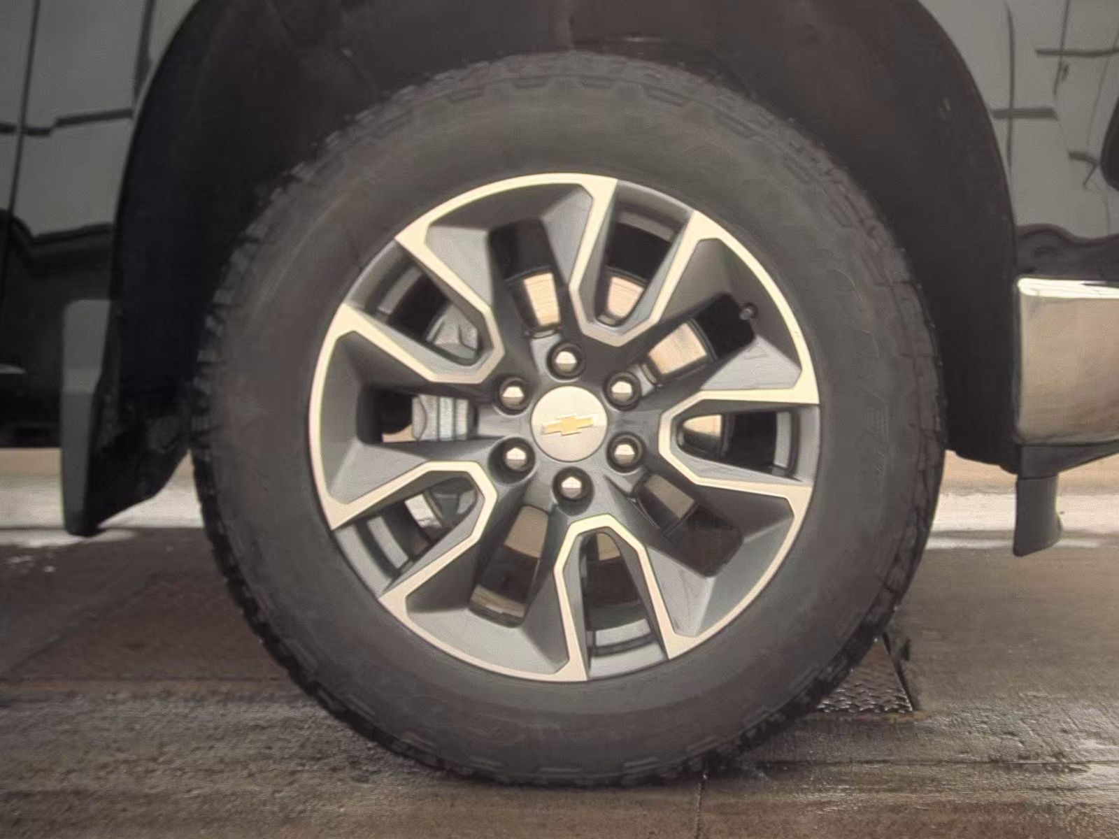 2023 Chevrolet Silverado 1500 LT AWD