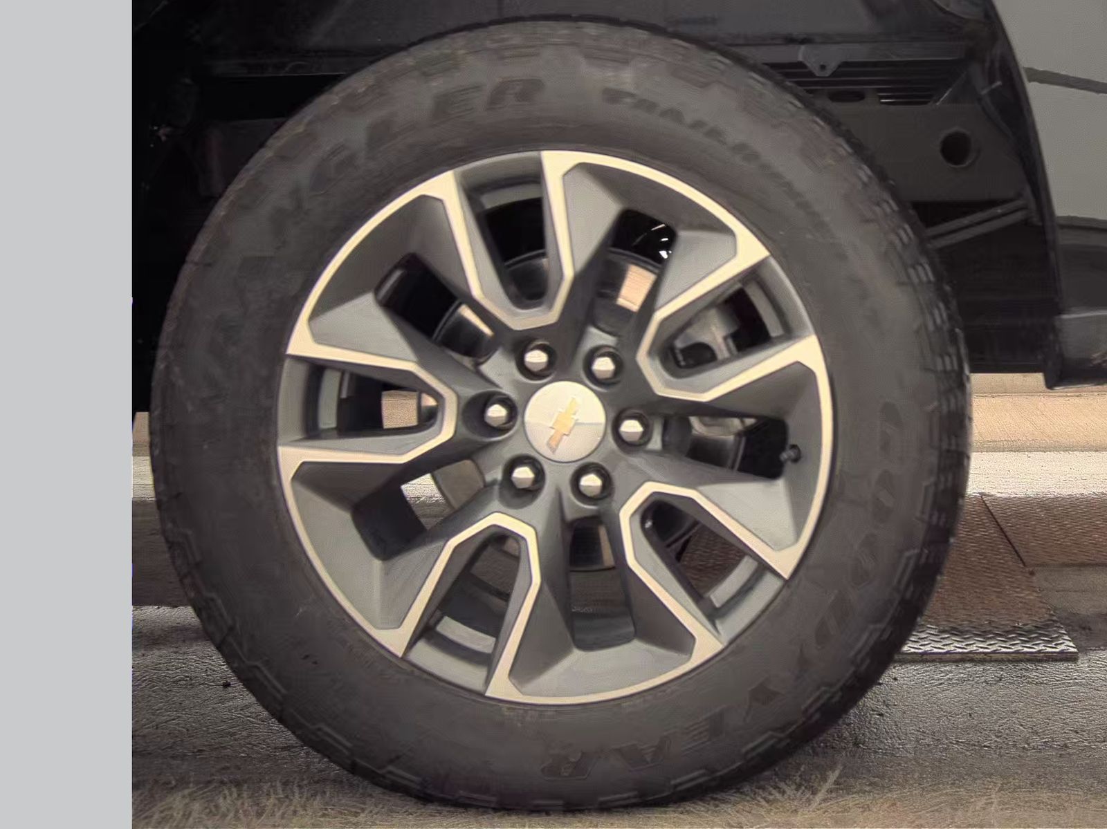 2023 Chevrolet Silverado 1500 LT AWD