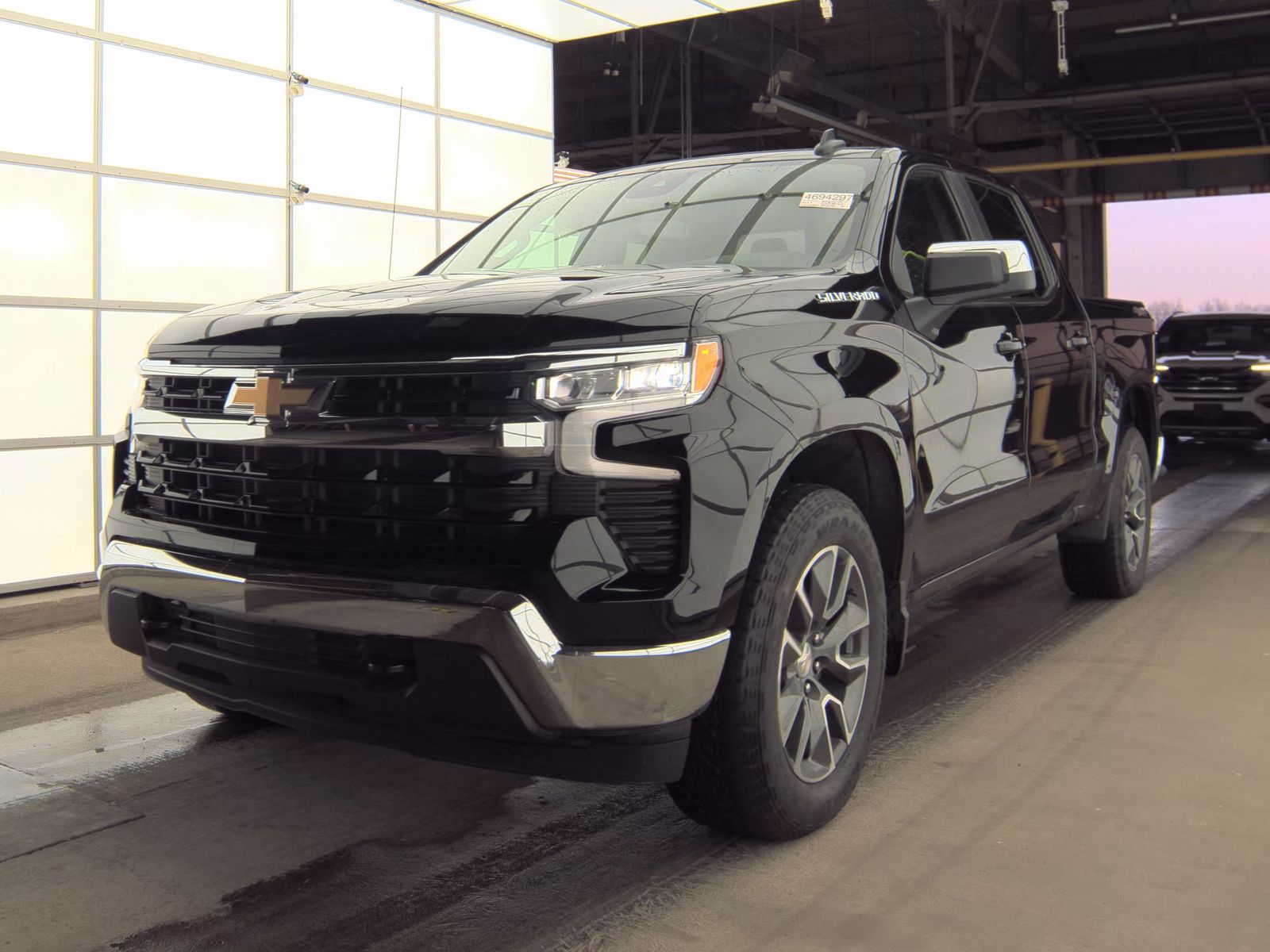 2023 Chevrolet Silverado 1500 LT AWD