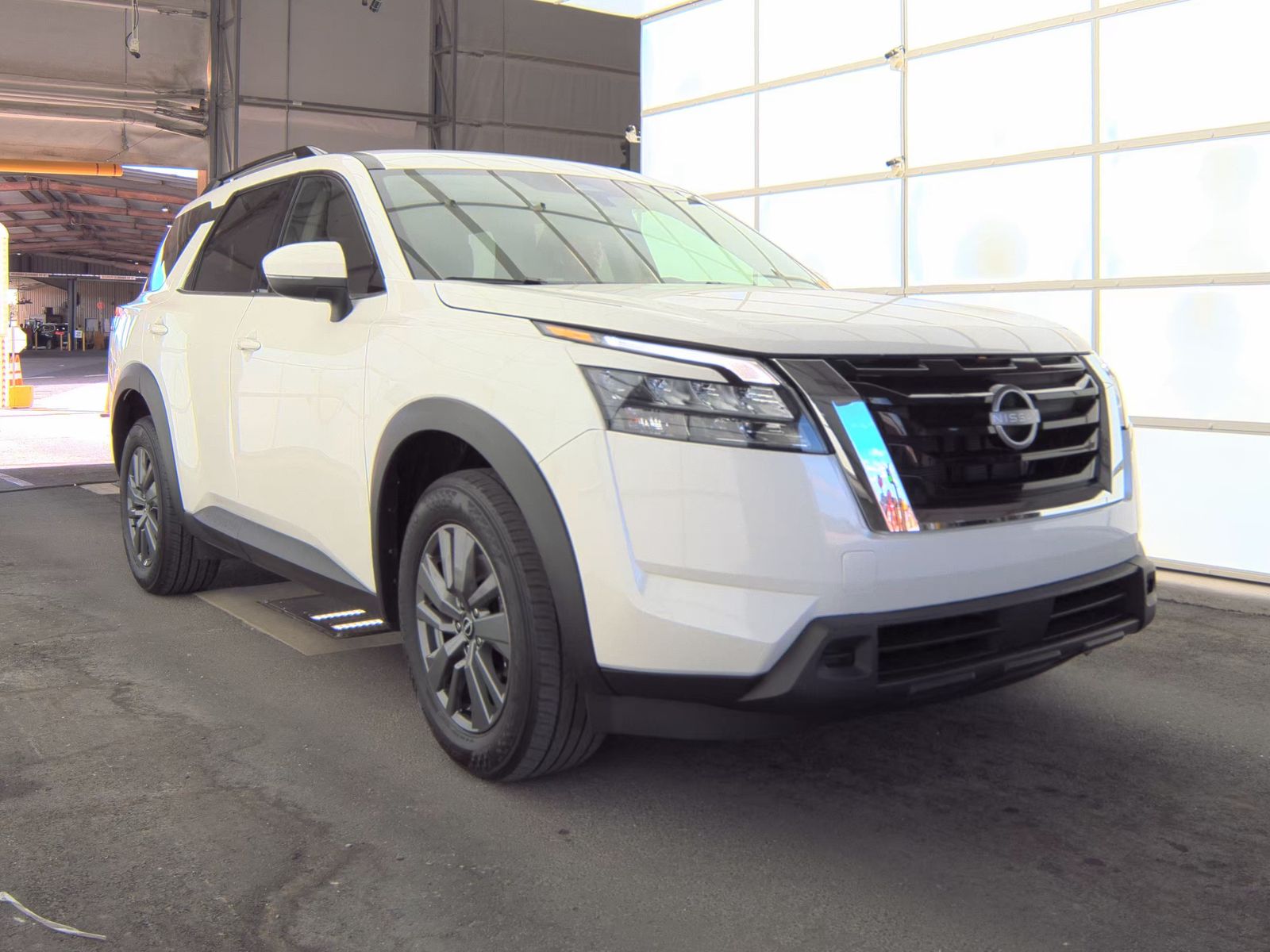 2024 Nissan Pathfinder SV AWD