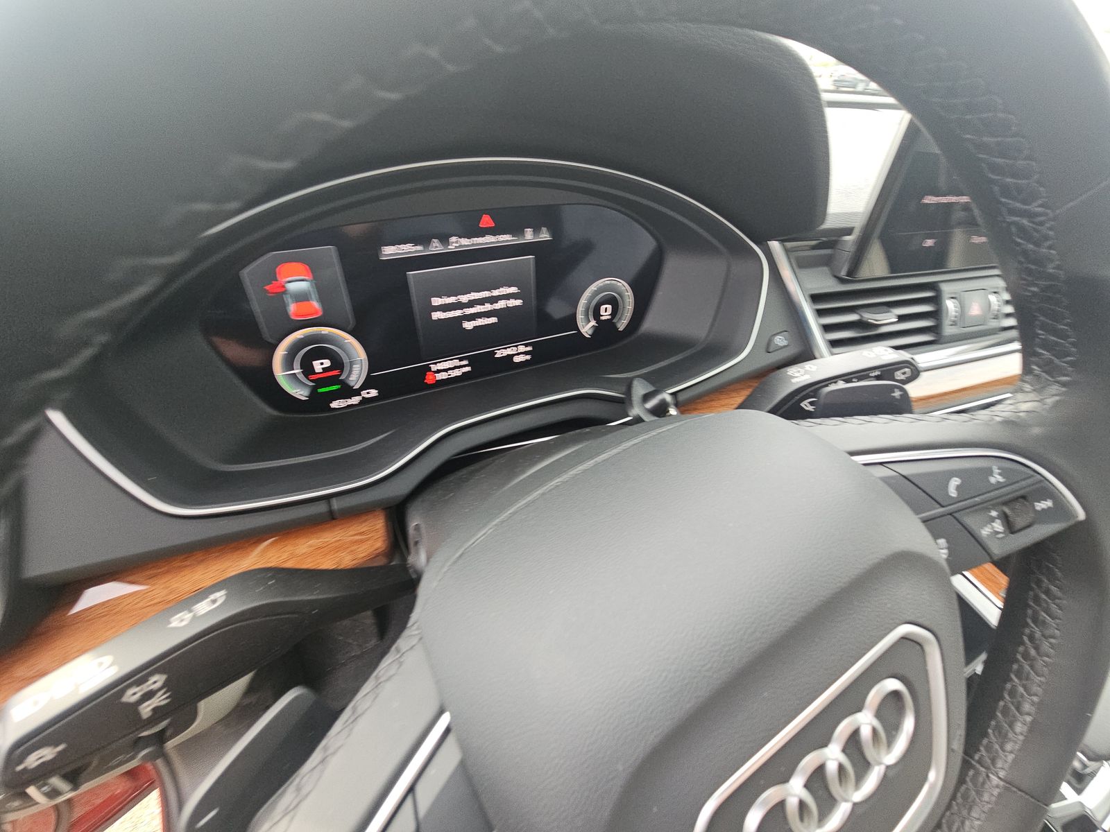 2023 Audi Q5 e Plug-In Hybrid S line Prestige AWD