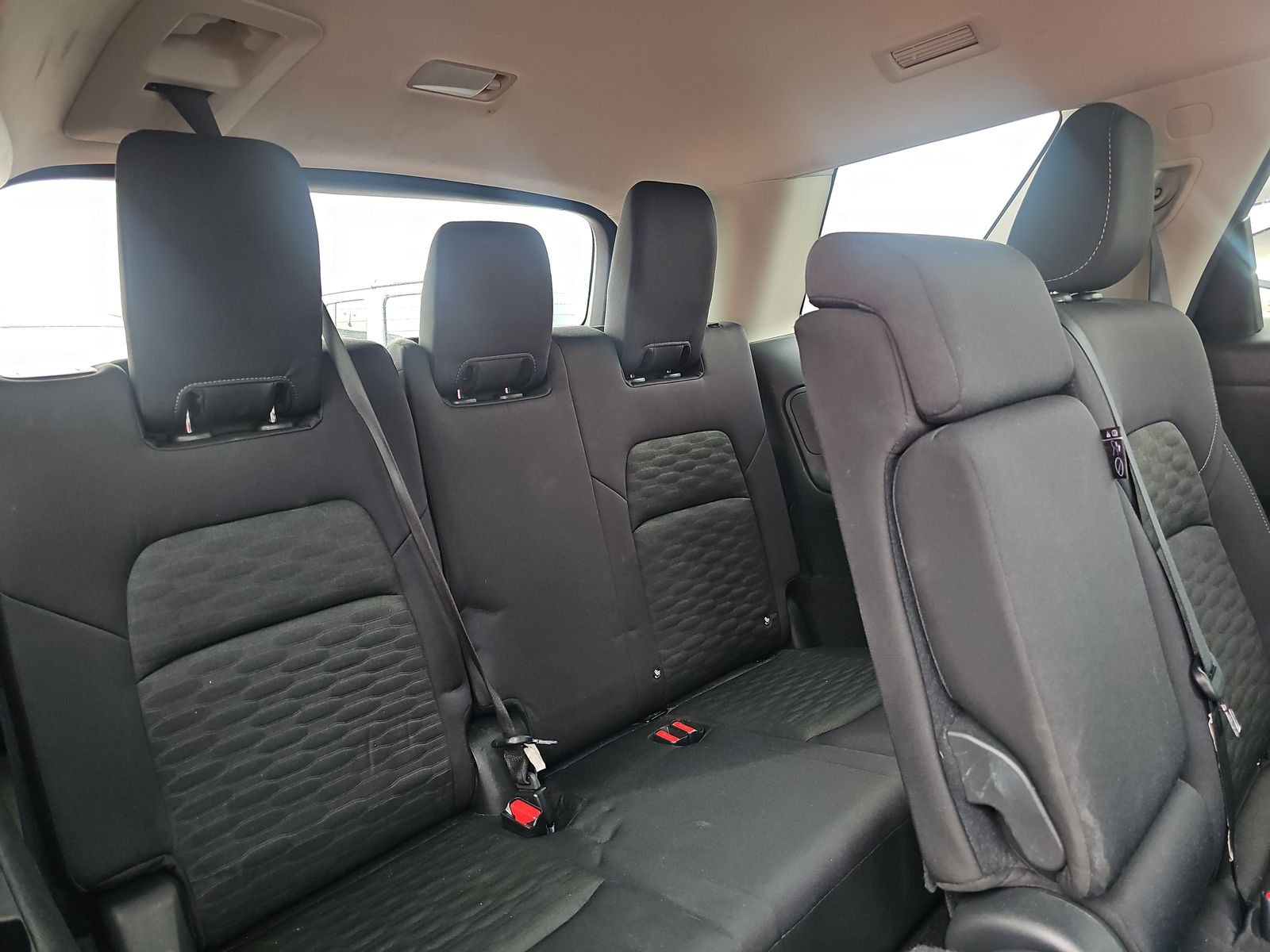 2024 Nissan Pathfinder SV FWD