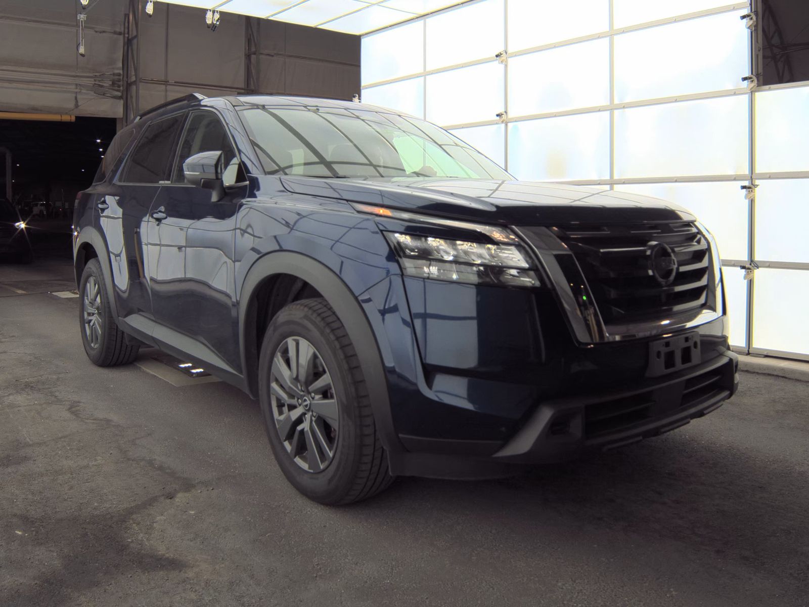 2024 Nissan Pathfinder SV FWD