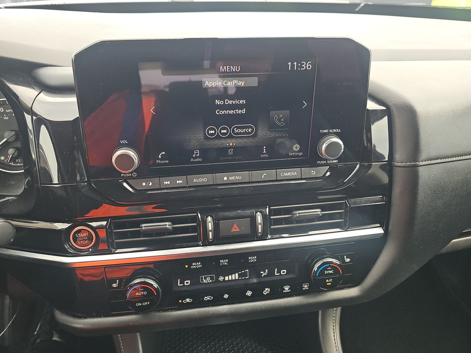 2024 Nissan Pathfinder SV FWD