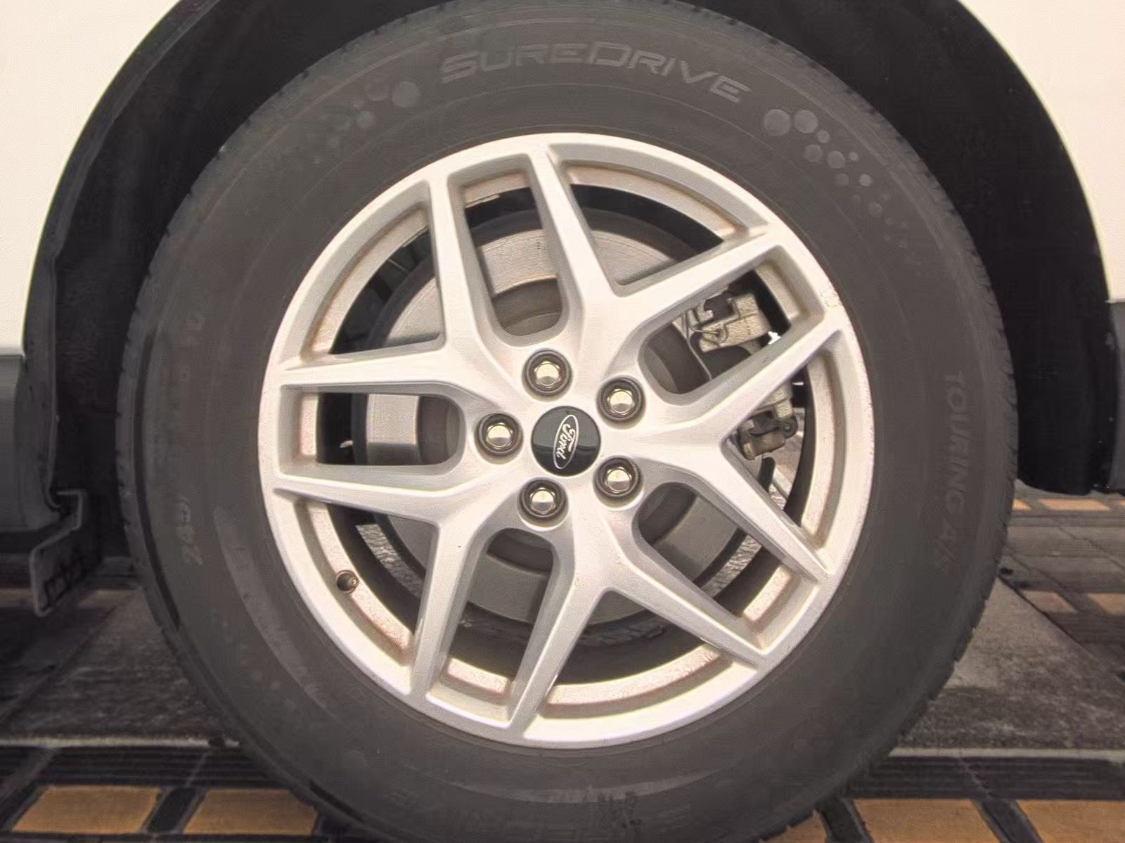 2024 Ford Edge SEL AWD