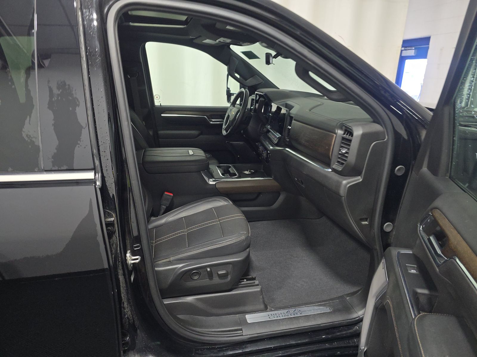 2024 Chevrolet Silverado 2500HD High Country AWD