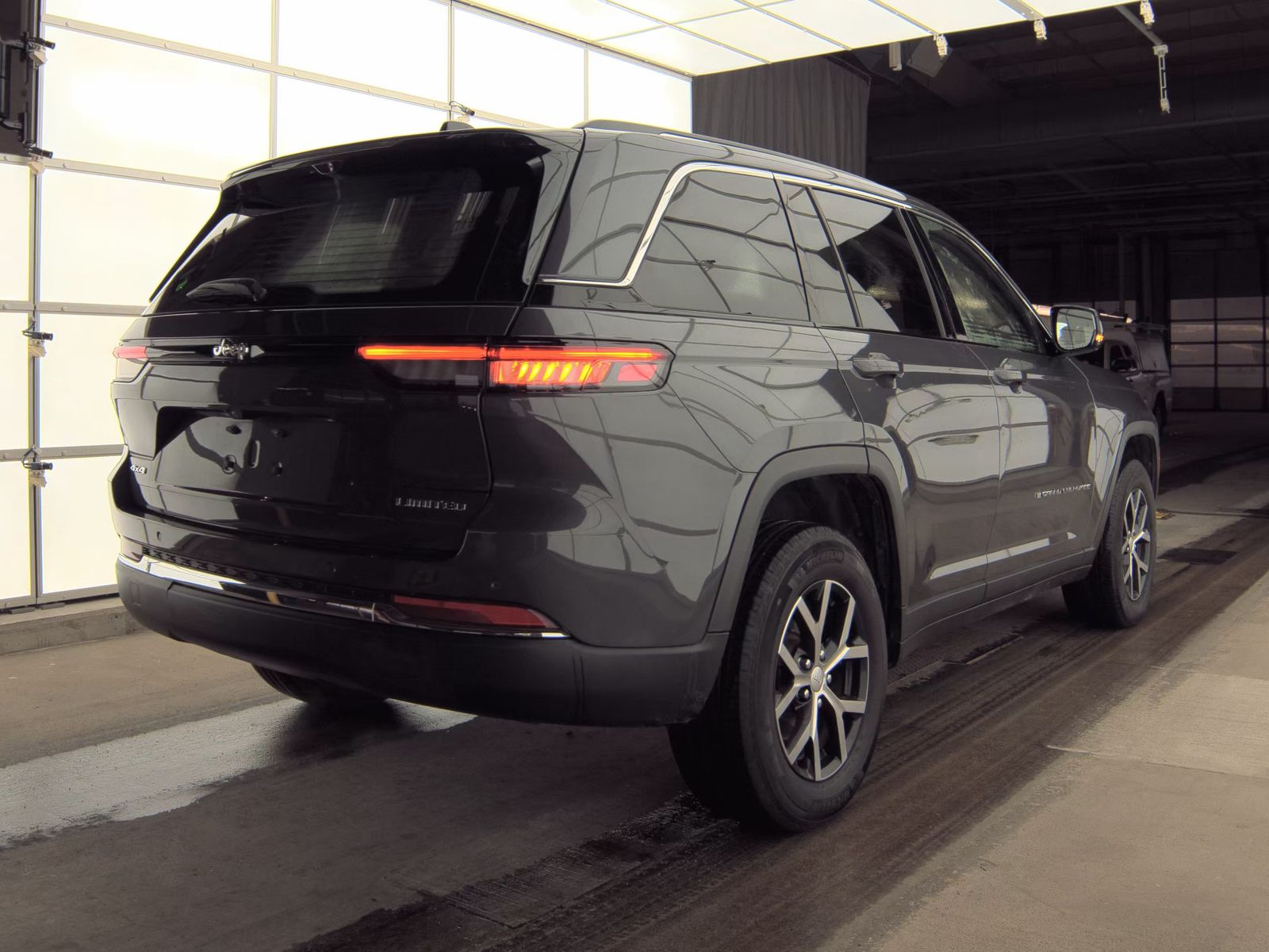 2023 Jeep Grand Cherokee Limited AWD