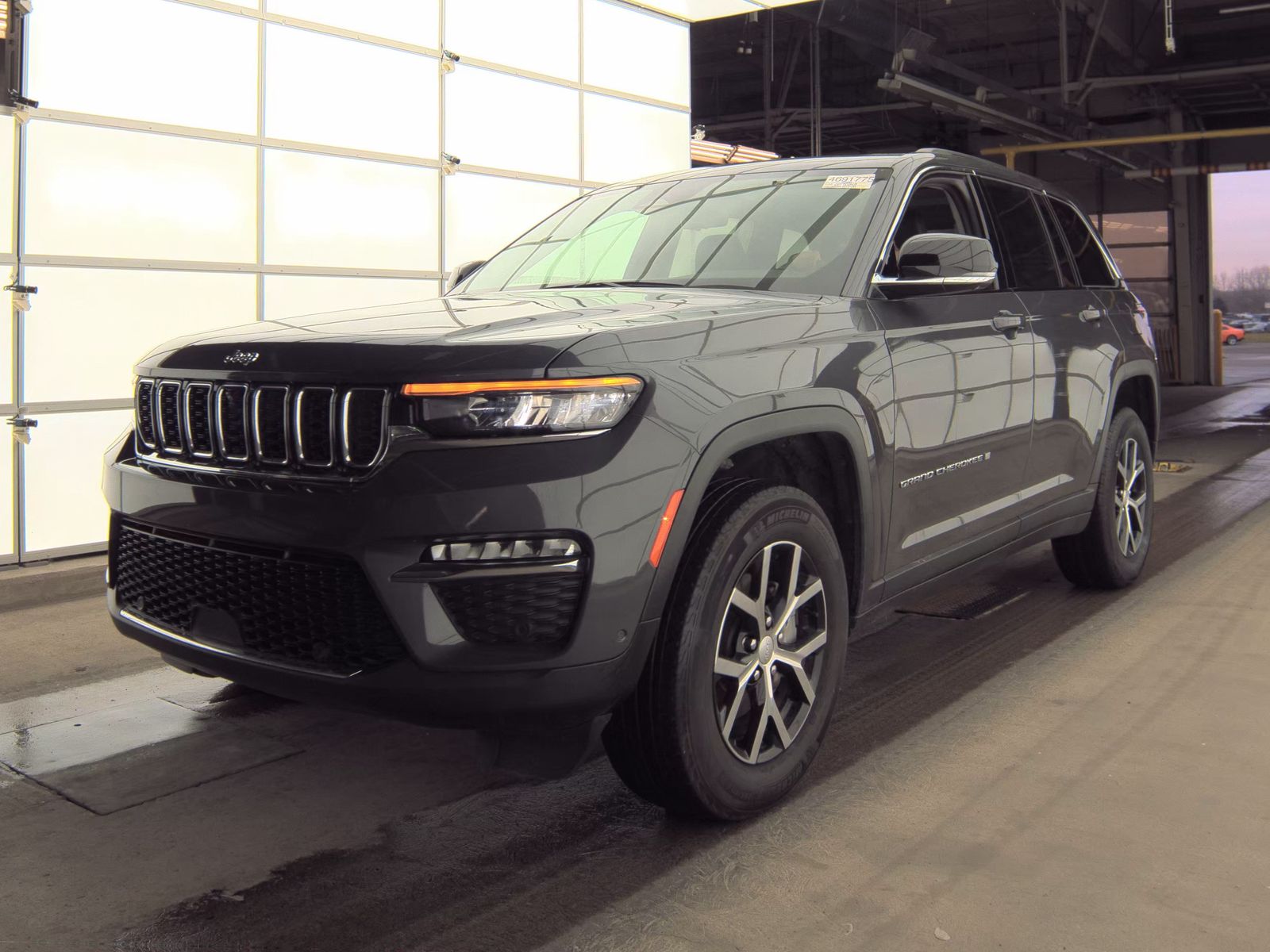 2023 Jeep Grand Cherokee Limited AWD