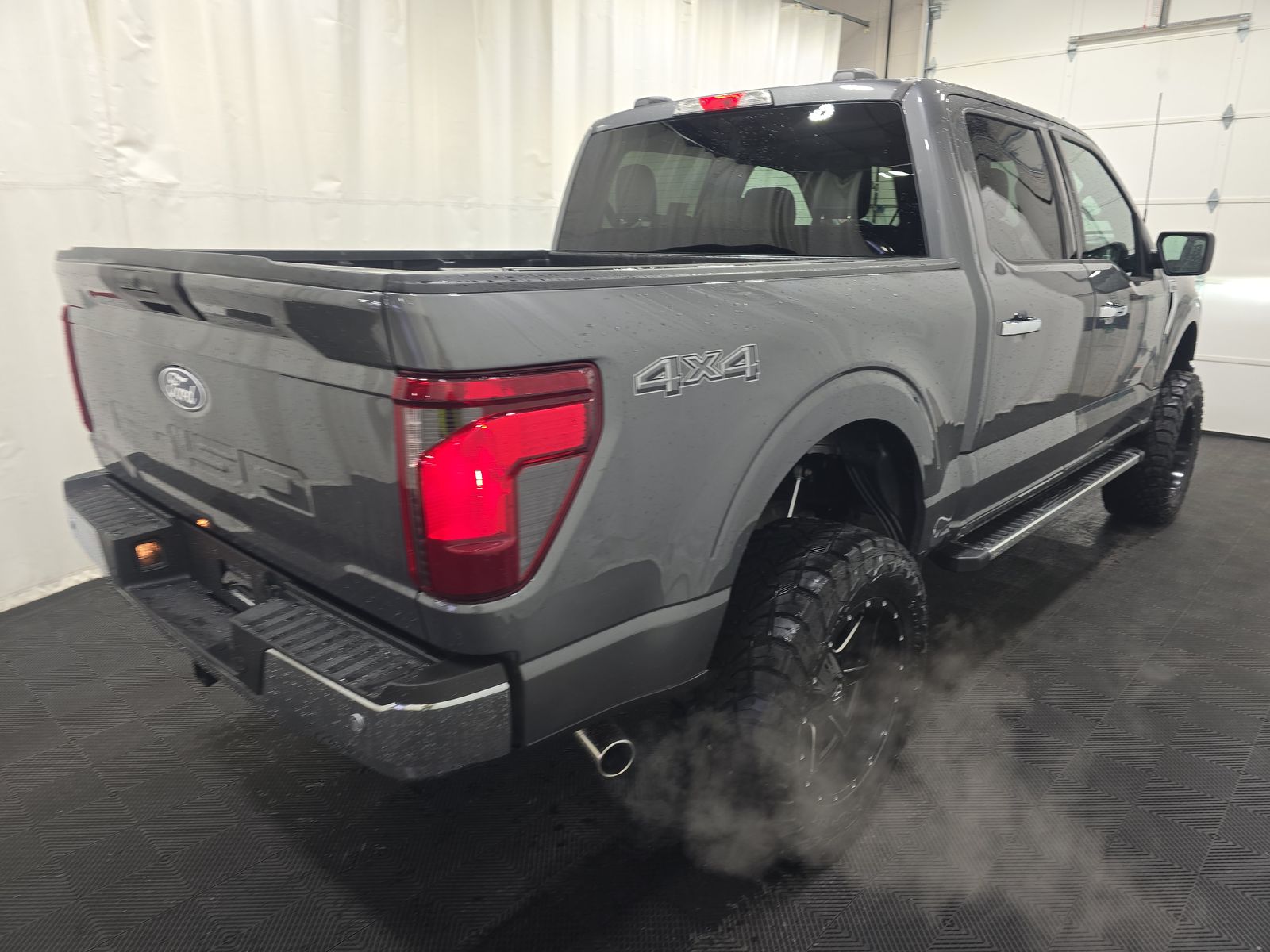 2025 Ford F-150 XLT AWD