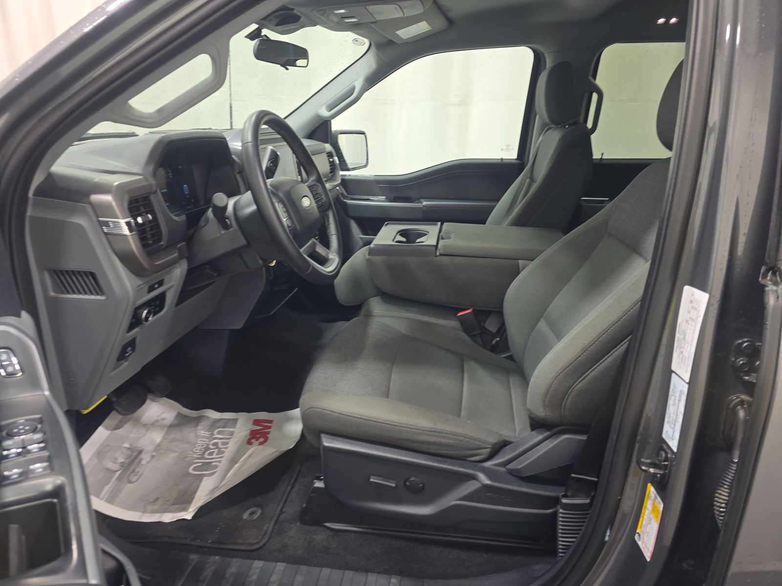 2025 Ford F-150 XLT AWD