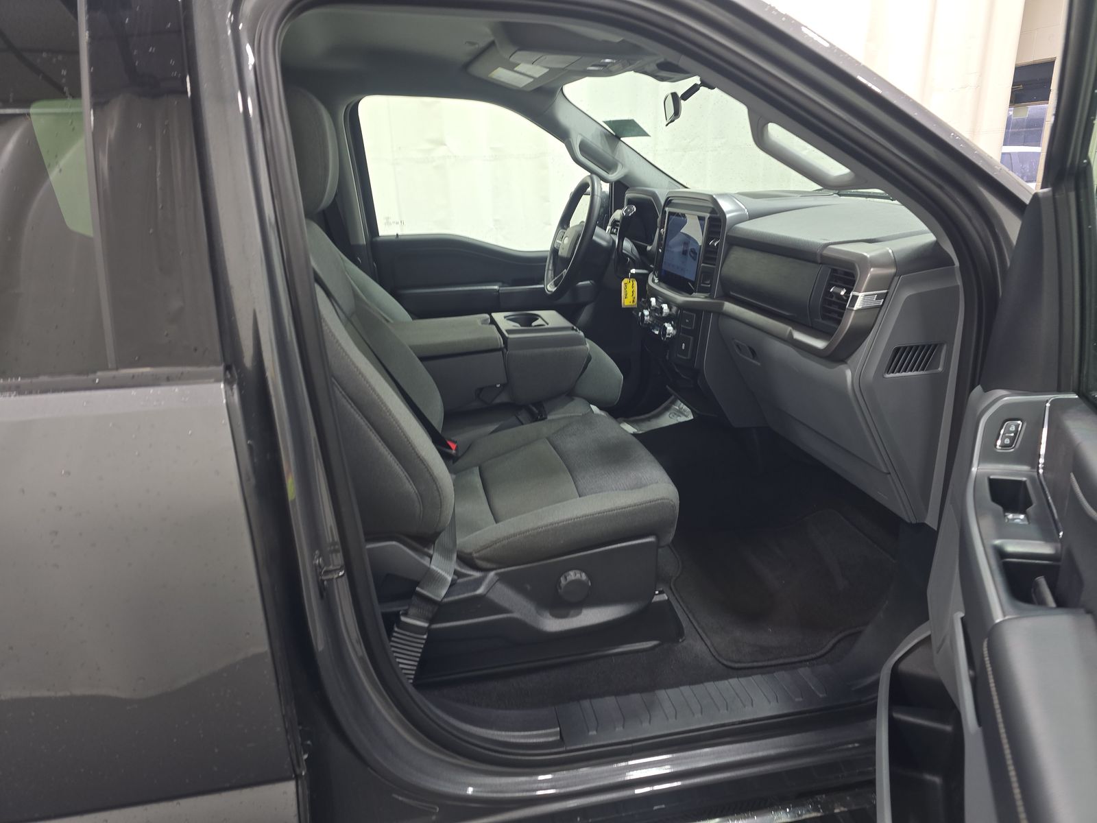 2025 Ford F-150 XLT AWD