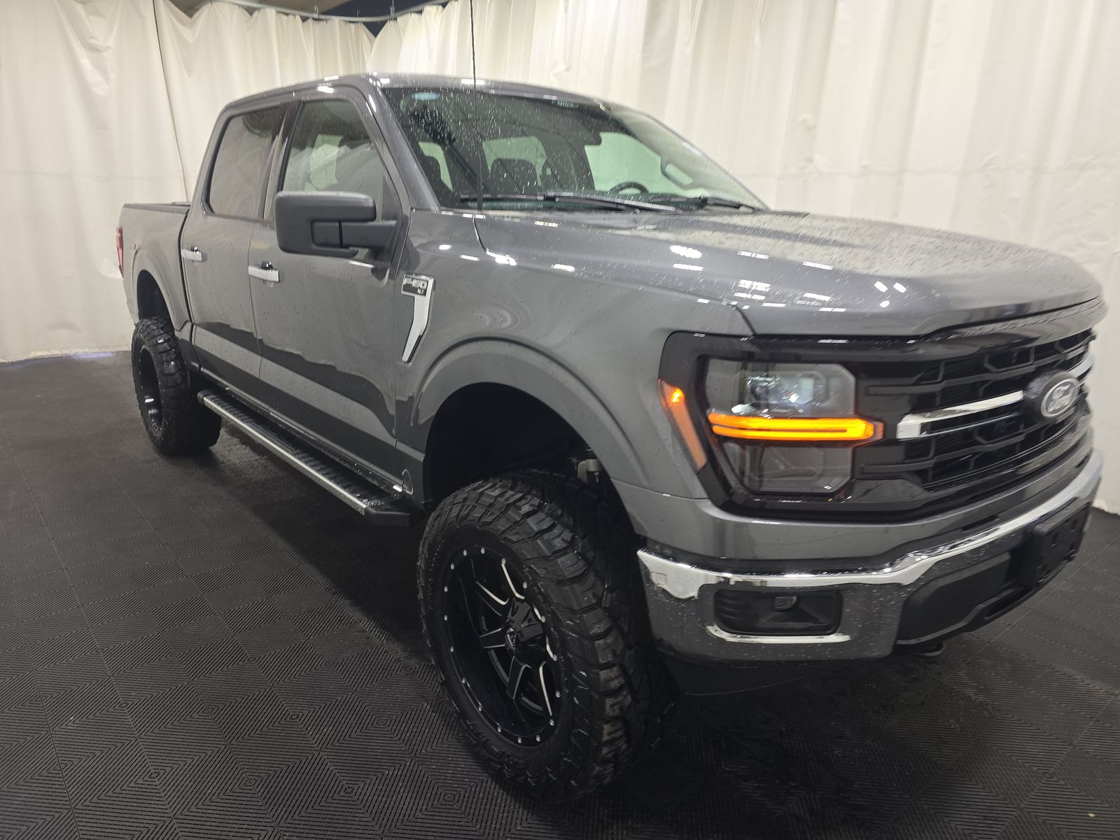 2025 Ford F-150 XLT AWD