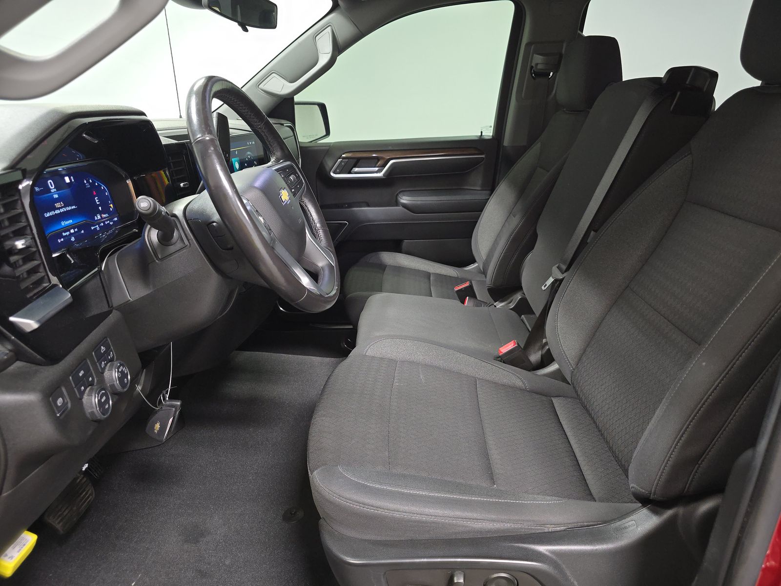 2022 Chevrolet Silverado 1500 LT AWD