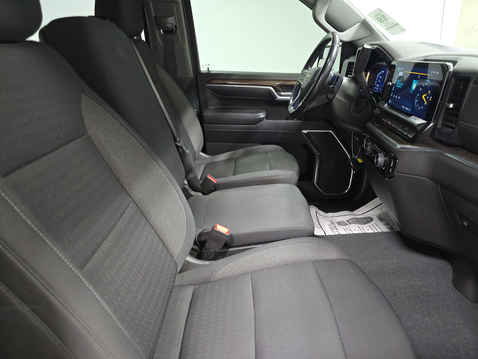 2022 Chevrolet Silverado 1500 LT AWD