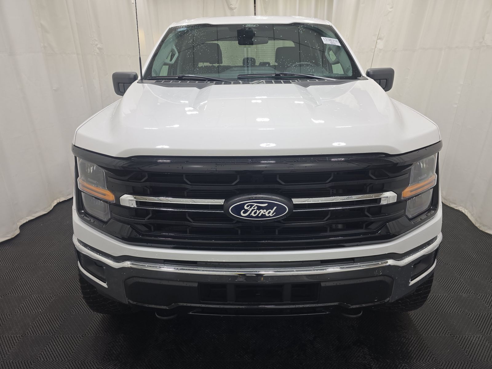 2025 Ford F-150 XLT AWD
