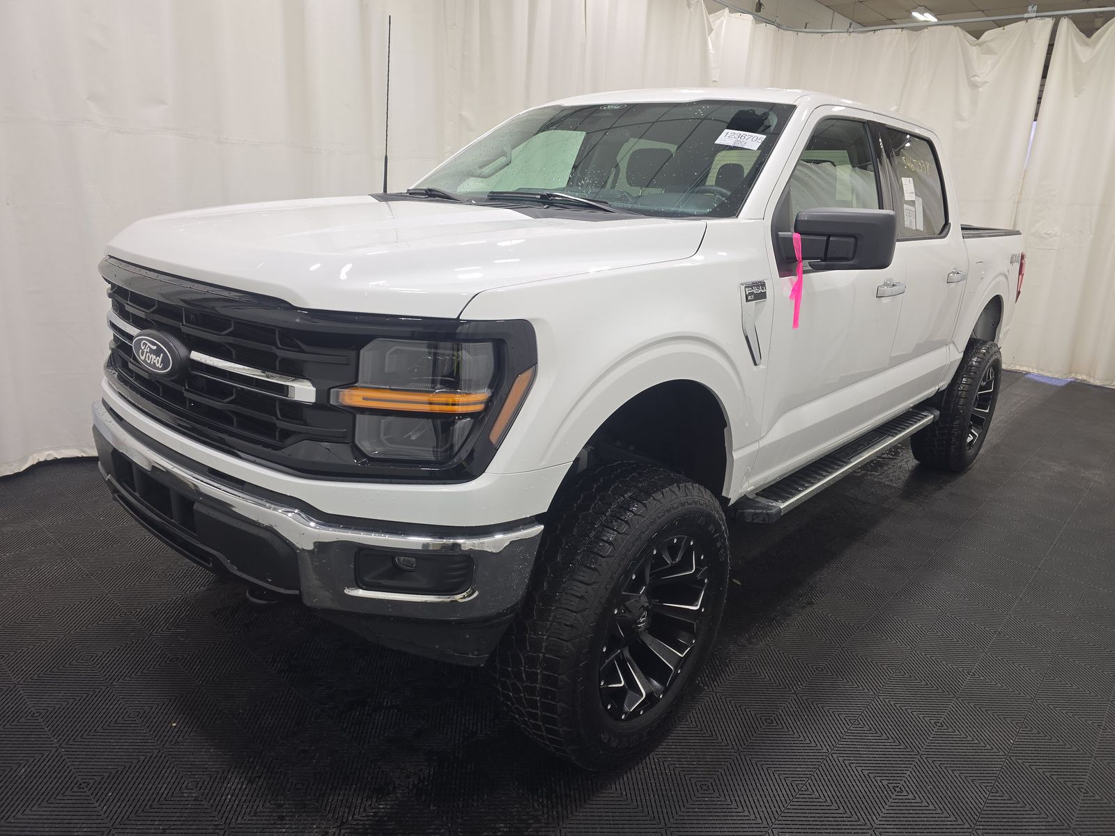 2025 Ford F-150 XLT AWD