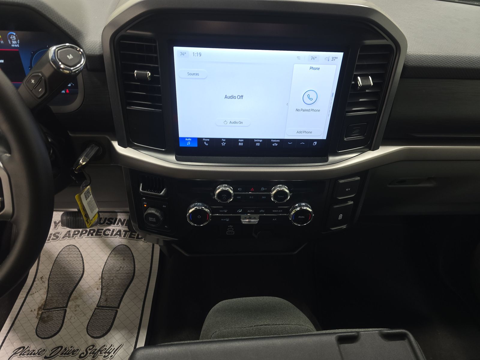 2025 Ford F-150 XLT AWD