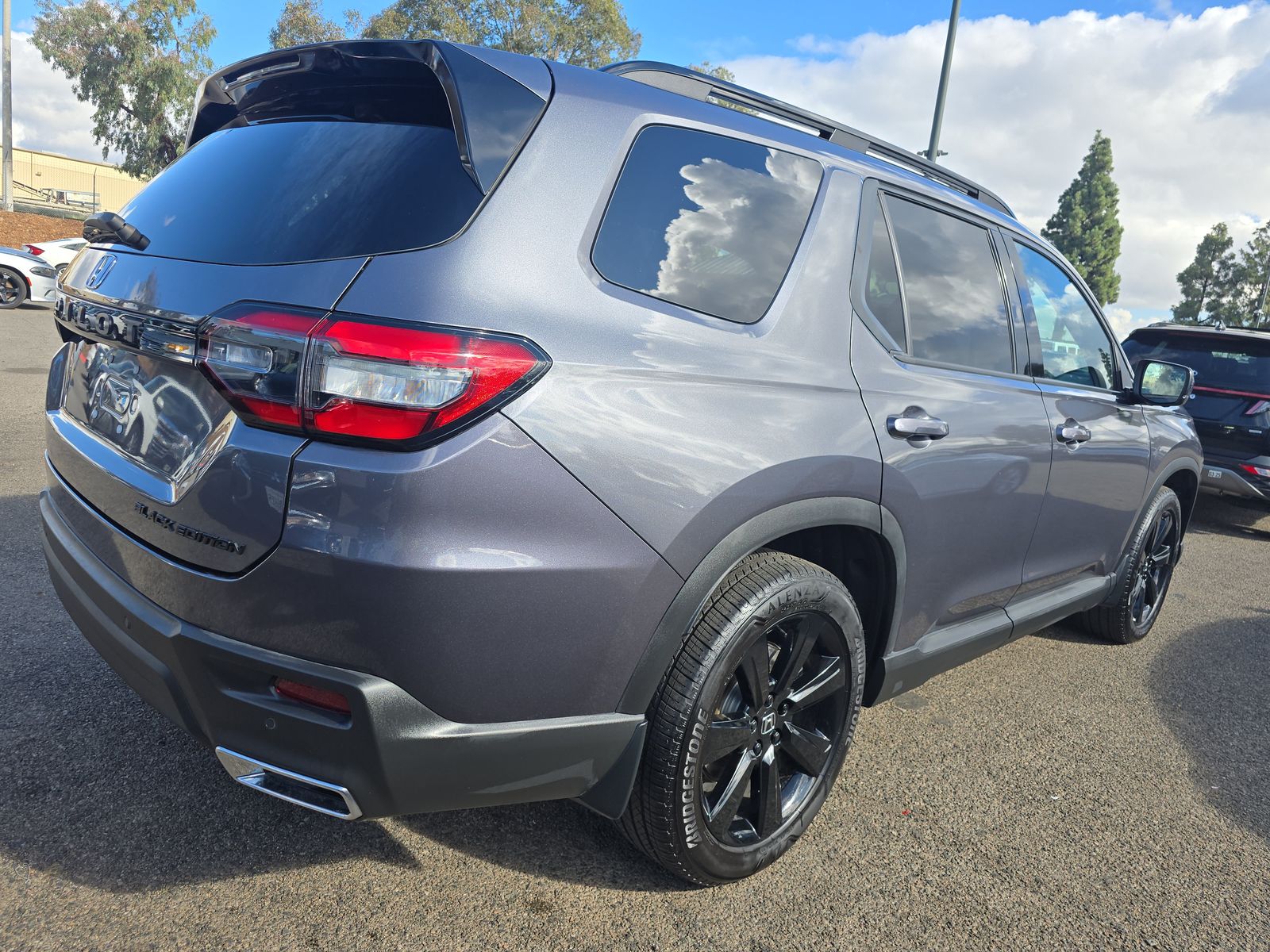 2025 Honda Pilot Black Edition AWD