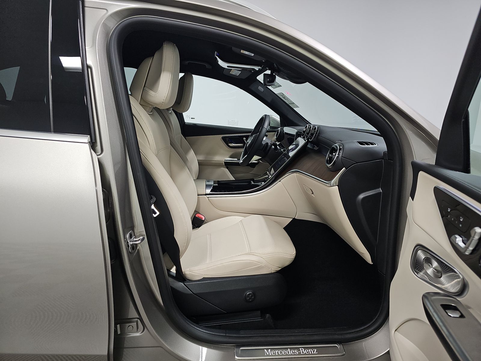 2024 Mercedes-Benz GLC GLC 300 AWD