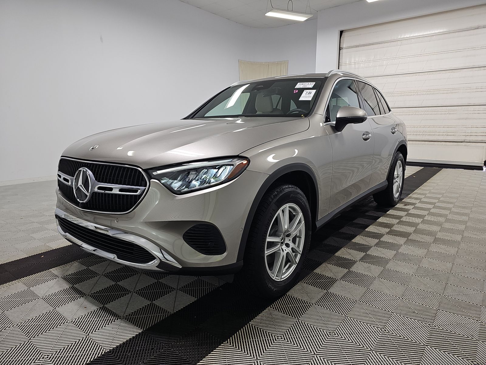 2024 Mercedes-Benz GLC GLC 300 AWD