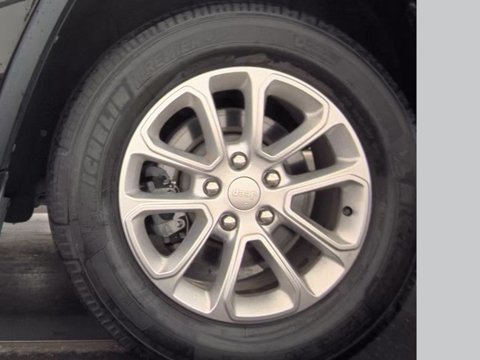 2022 Jeep Grand Cherokee Laredo X RWD