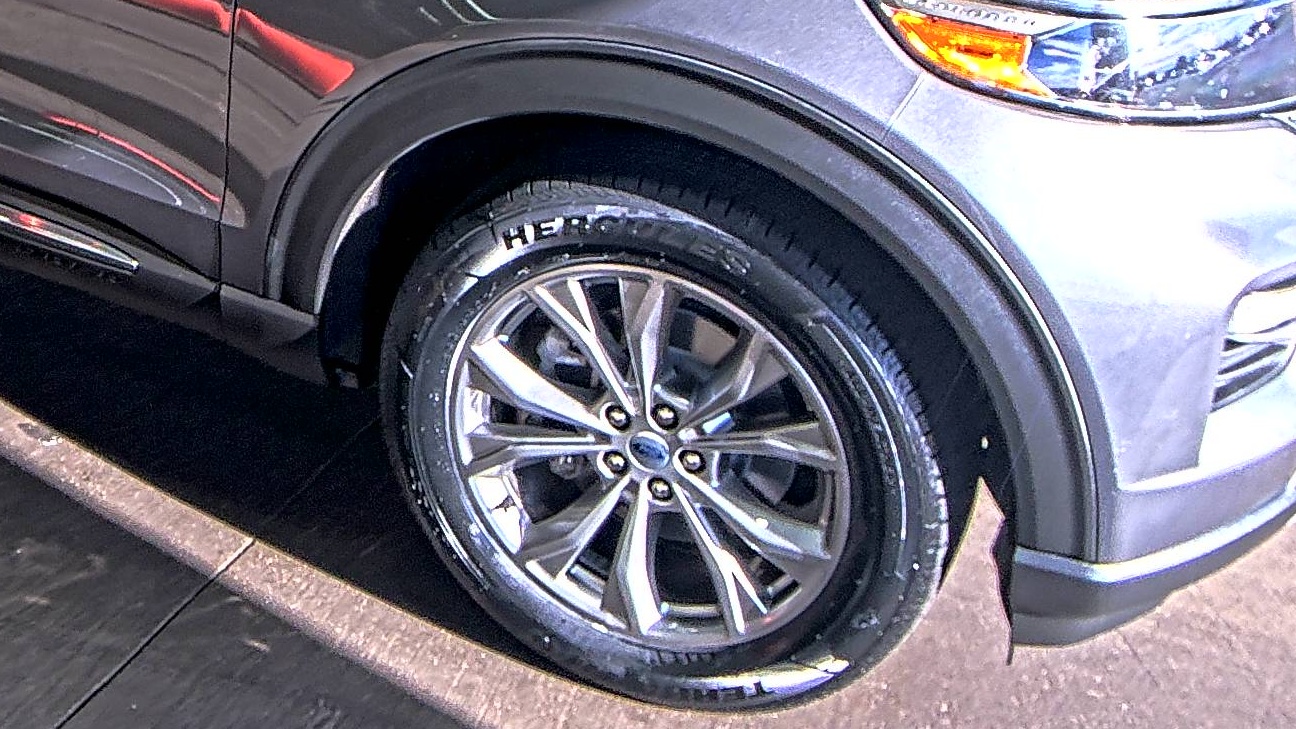 2022 Ford Explorer XLT AWD