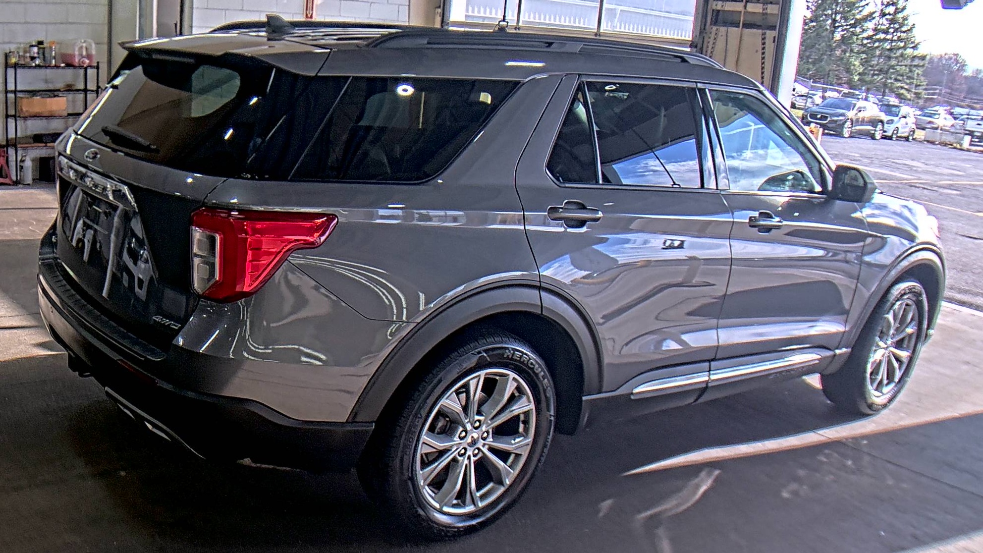 2022 Ford Explorer XLT AWD