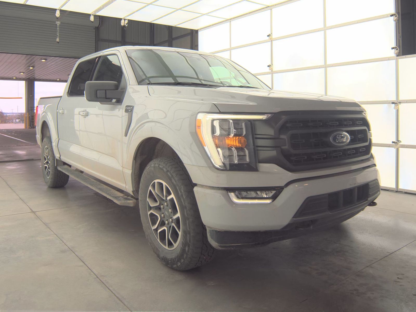 2023 Ford F-150 XLT AWD