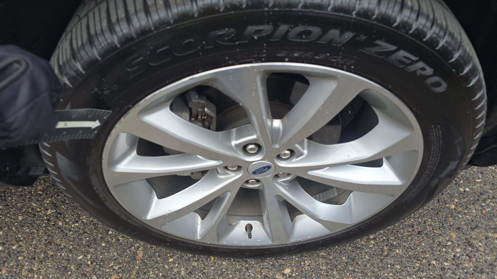 2023 Ford Explorer Platinum AWD