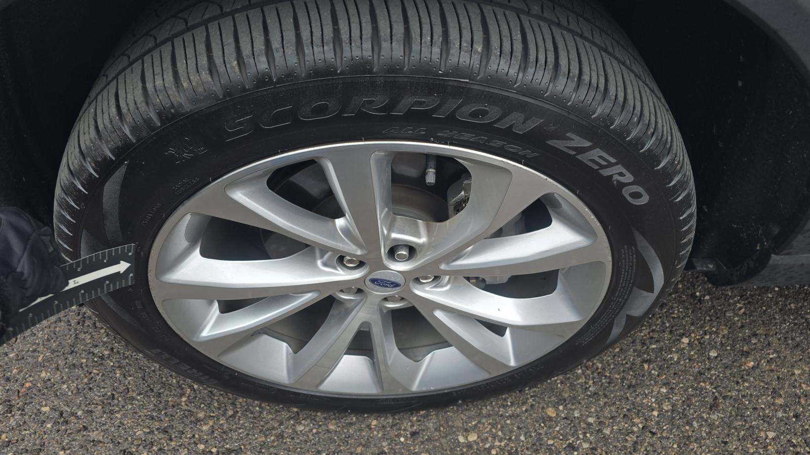 2023 Ford Explorer Platinum AWD