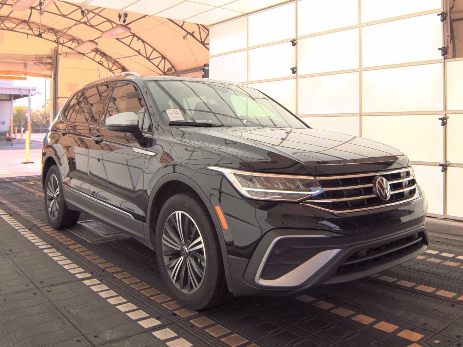 2024 Volkswagen Tiguan 2.0T Wolfsburg Edition FWD