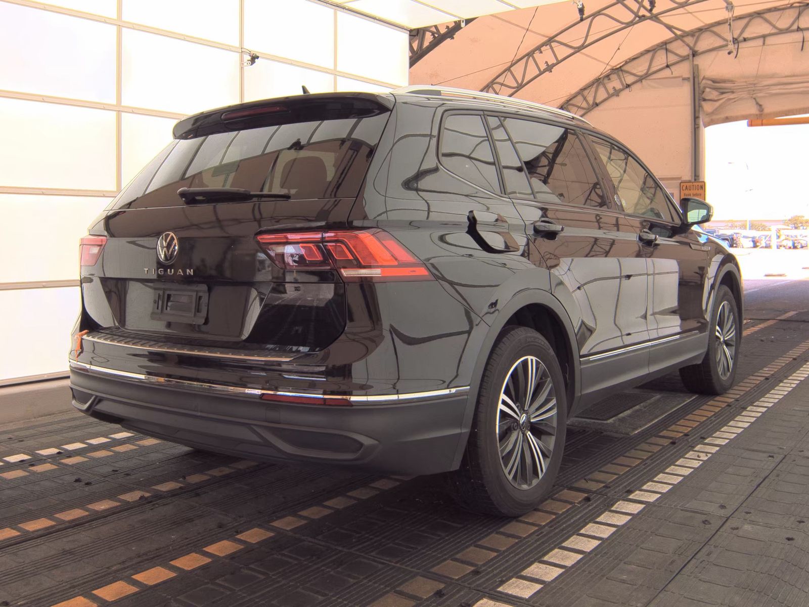 2024 Volkswagen Tiguan 2.0T Wolfsburg Edition FWD