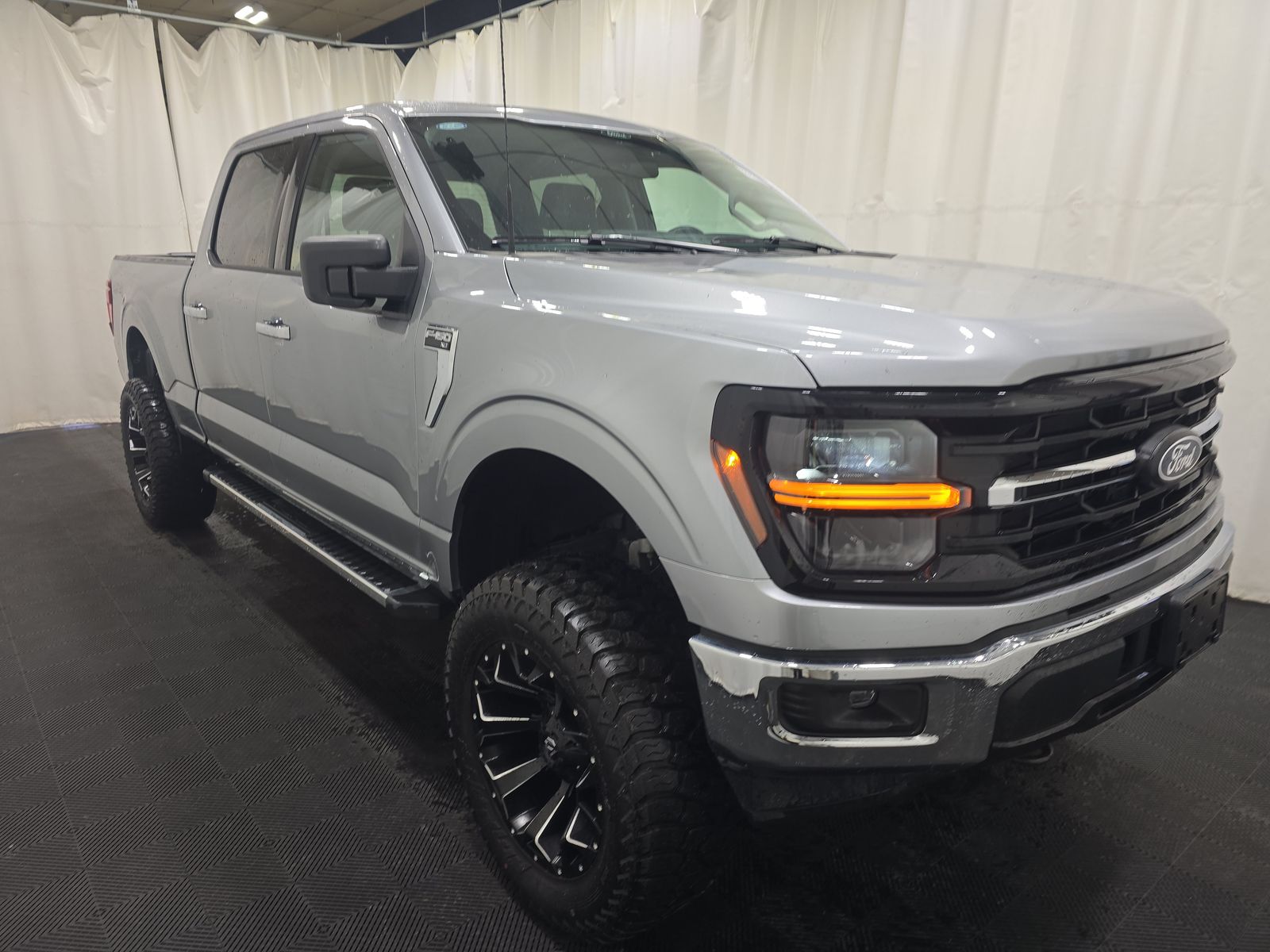 2025 Ford F-150 XLT AWD