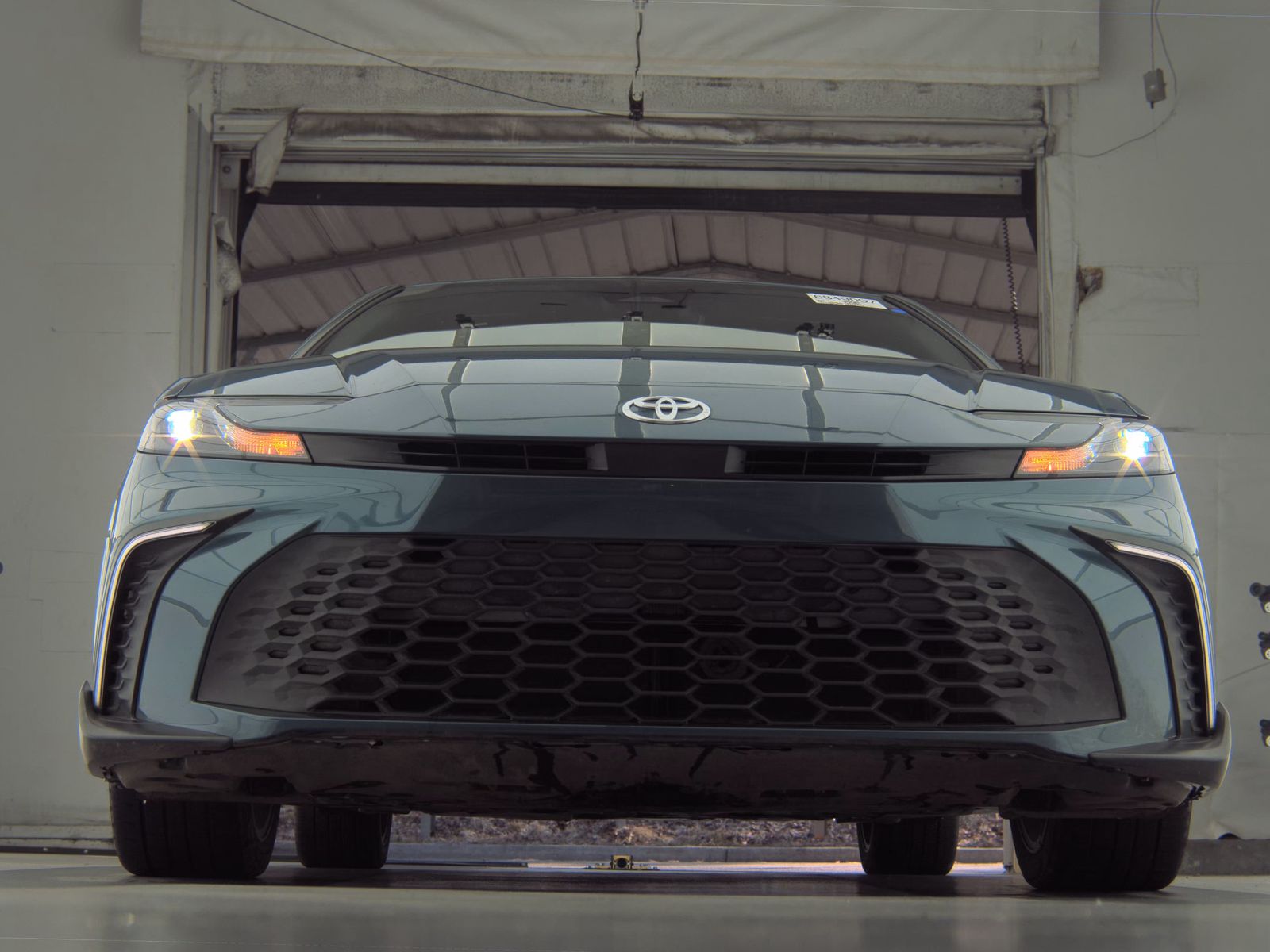 2025 Toyota Camry SE FWD