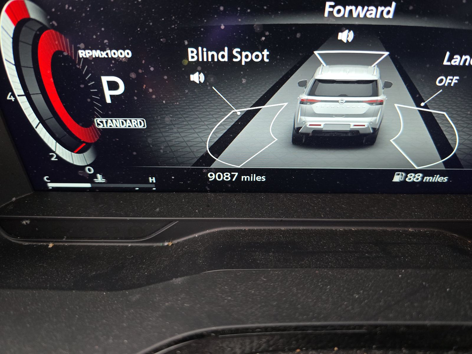 2024 Nissan Pathfinder Platinum FWD