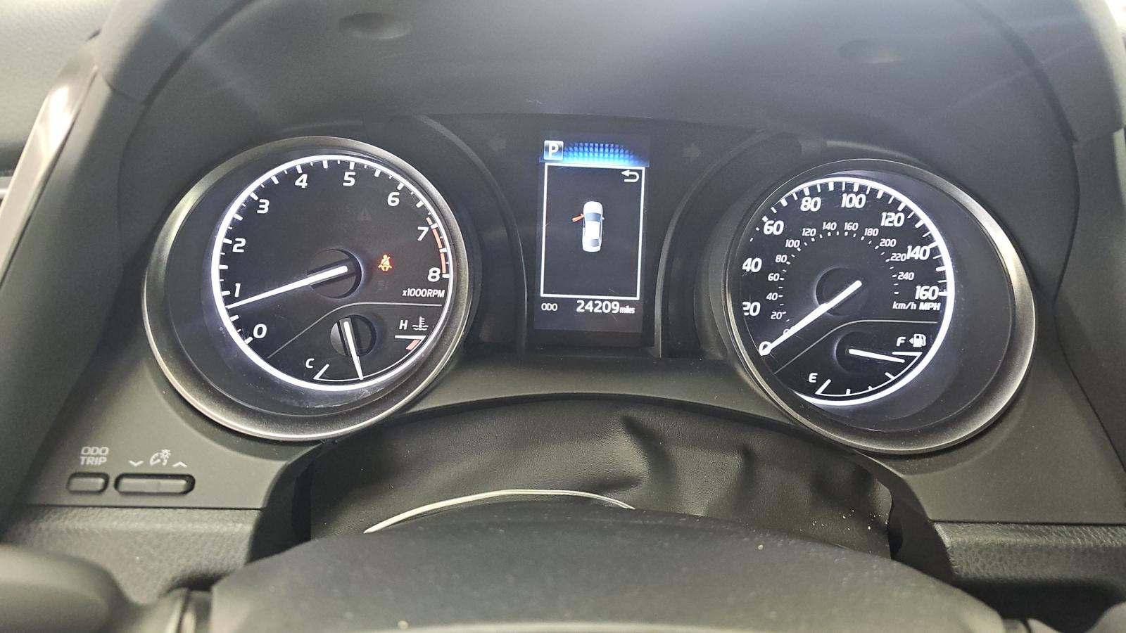 2024 Toyota Camry SE FWD