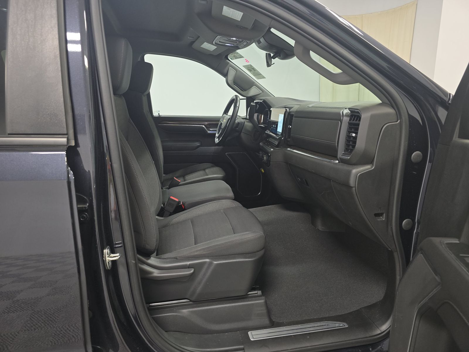 2023 Chevrolet Silverado 1500 LT AWD