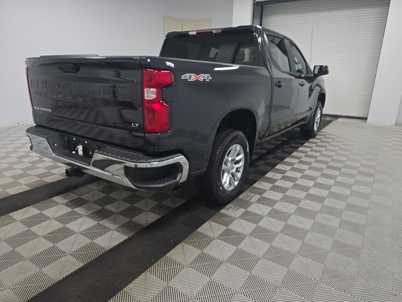 2023 Chevrolet Silverado 1500 LT AWD