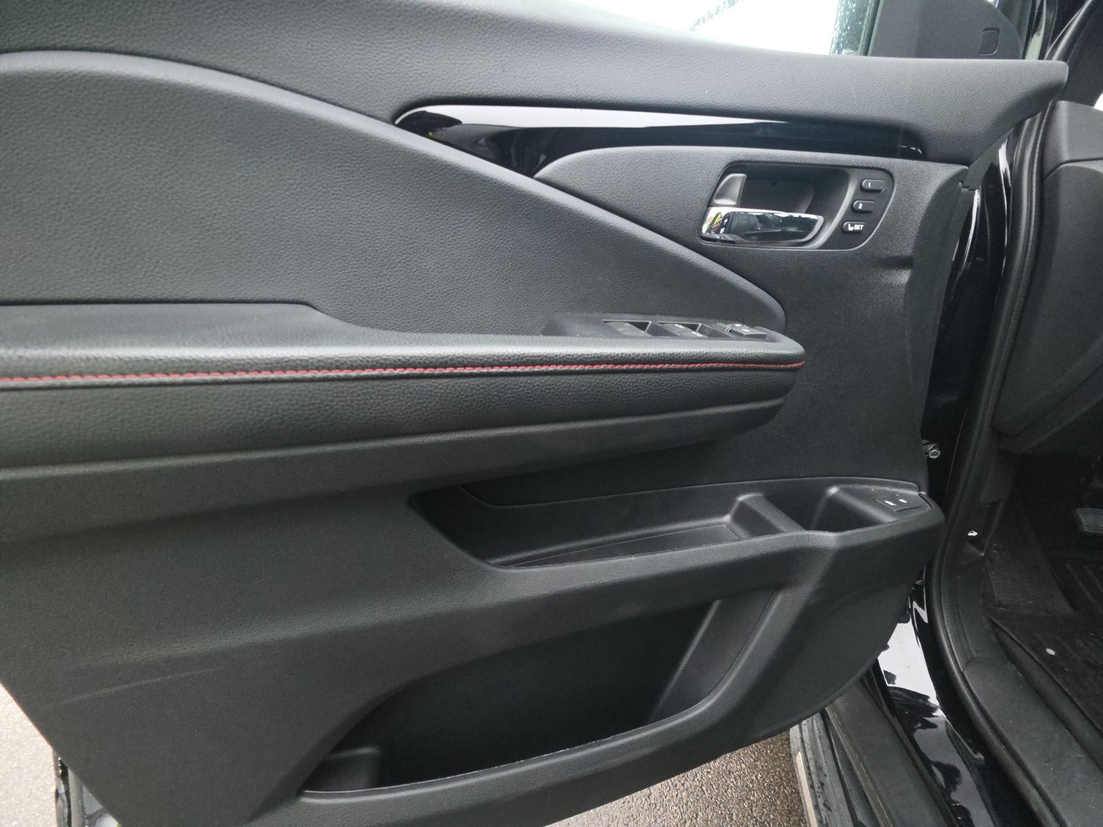 2022 Honda Pilot Black Edition AWD