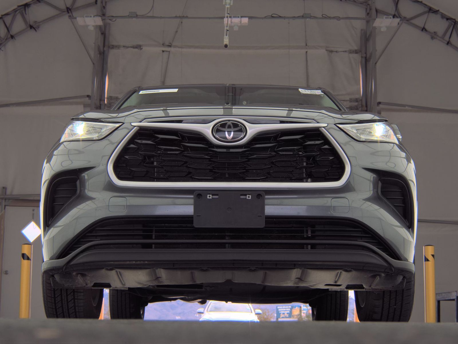 2023 Toyota Highlander L FWD