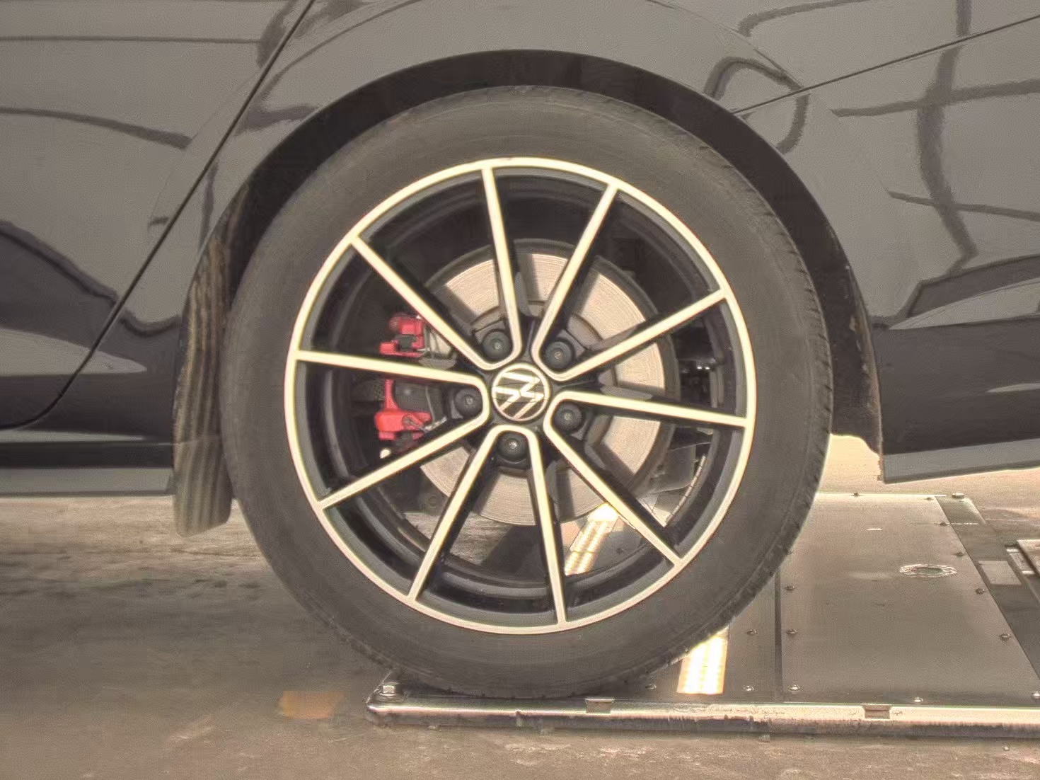 2025 Volkswagen Jetta GLI Autobahn FWD