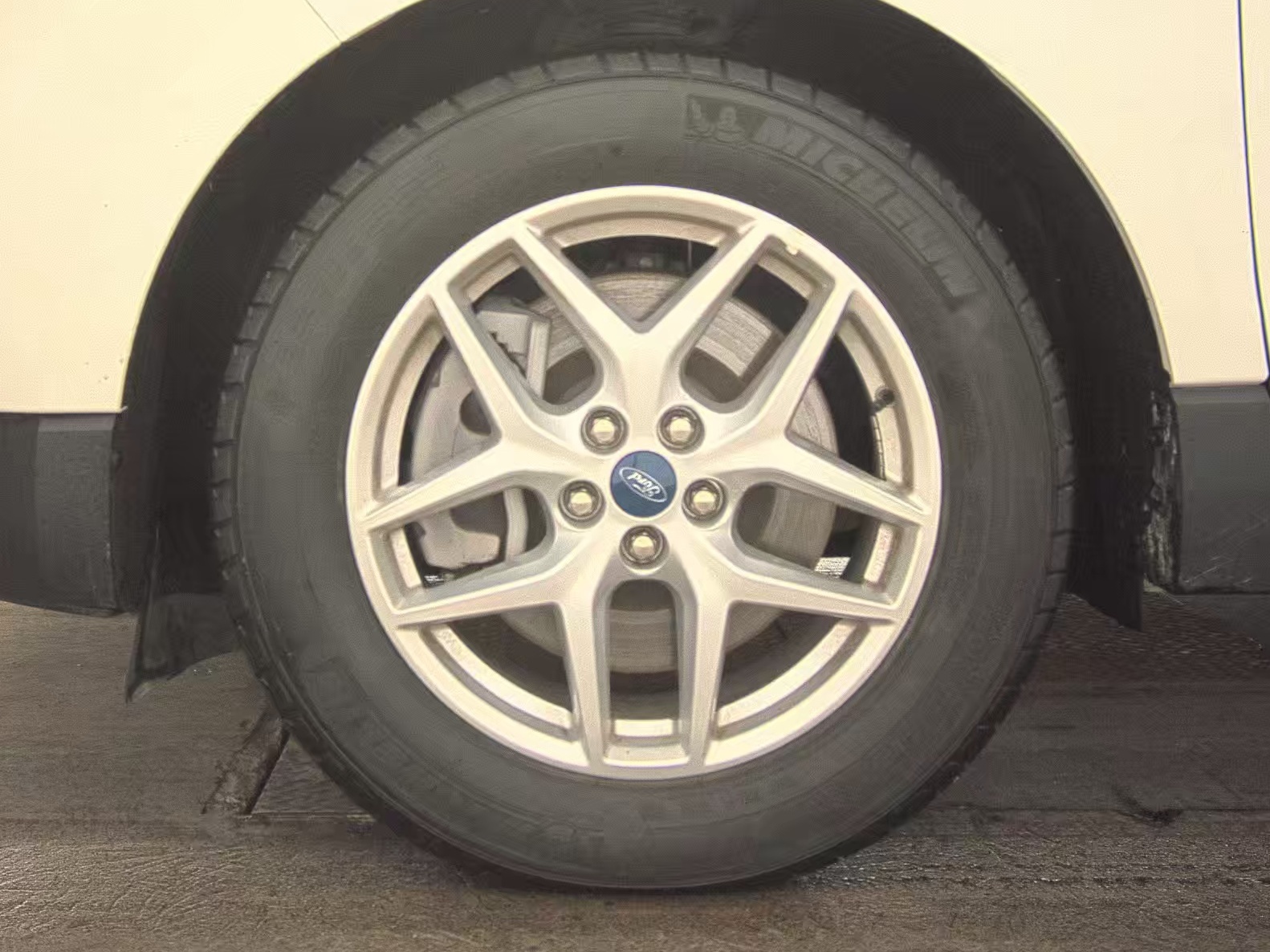 2022 Ford Edge SEL AWD