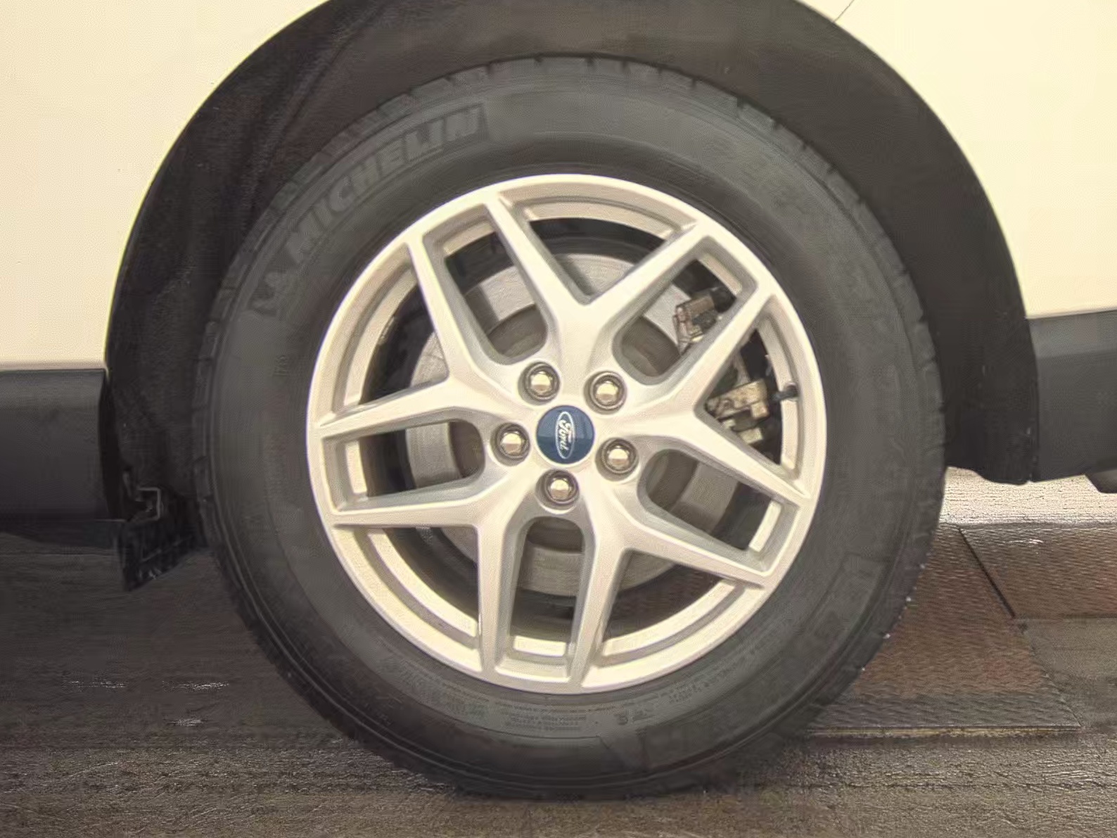 2022 Ford Edge SEL AWD