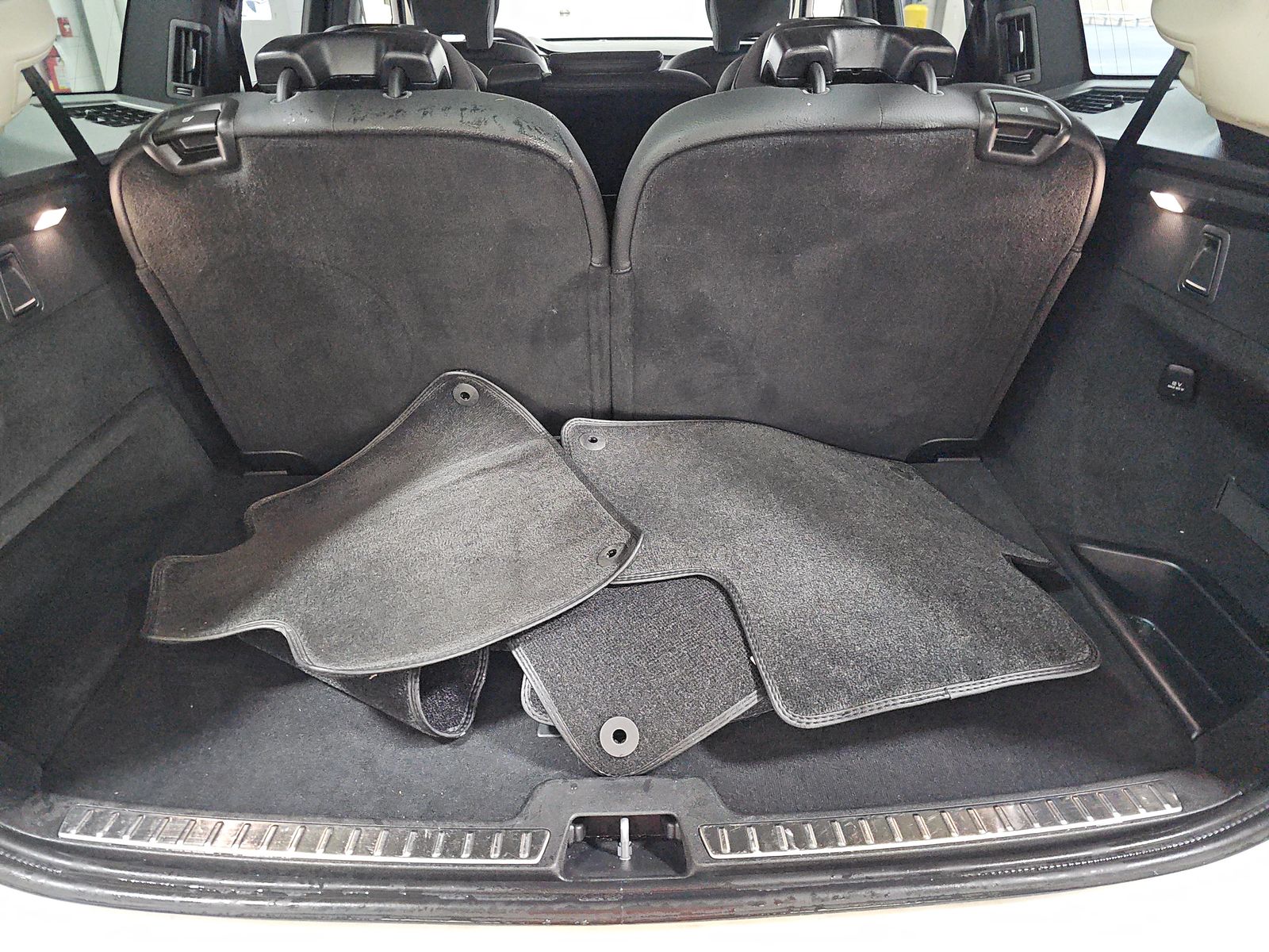 2025 Volvo XC90 B6 Plus AWD