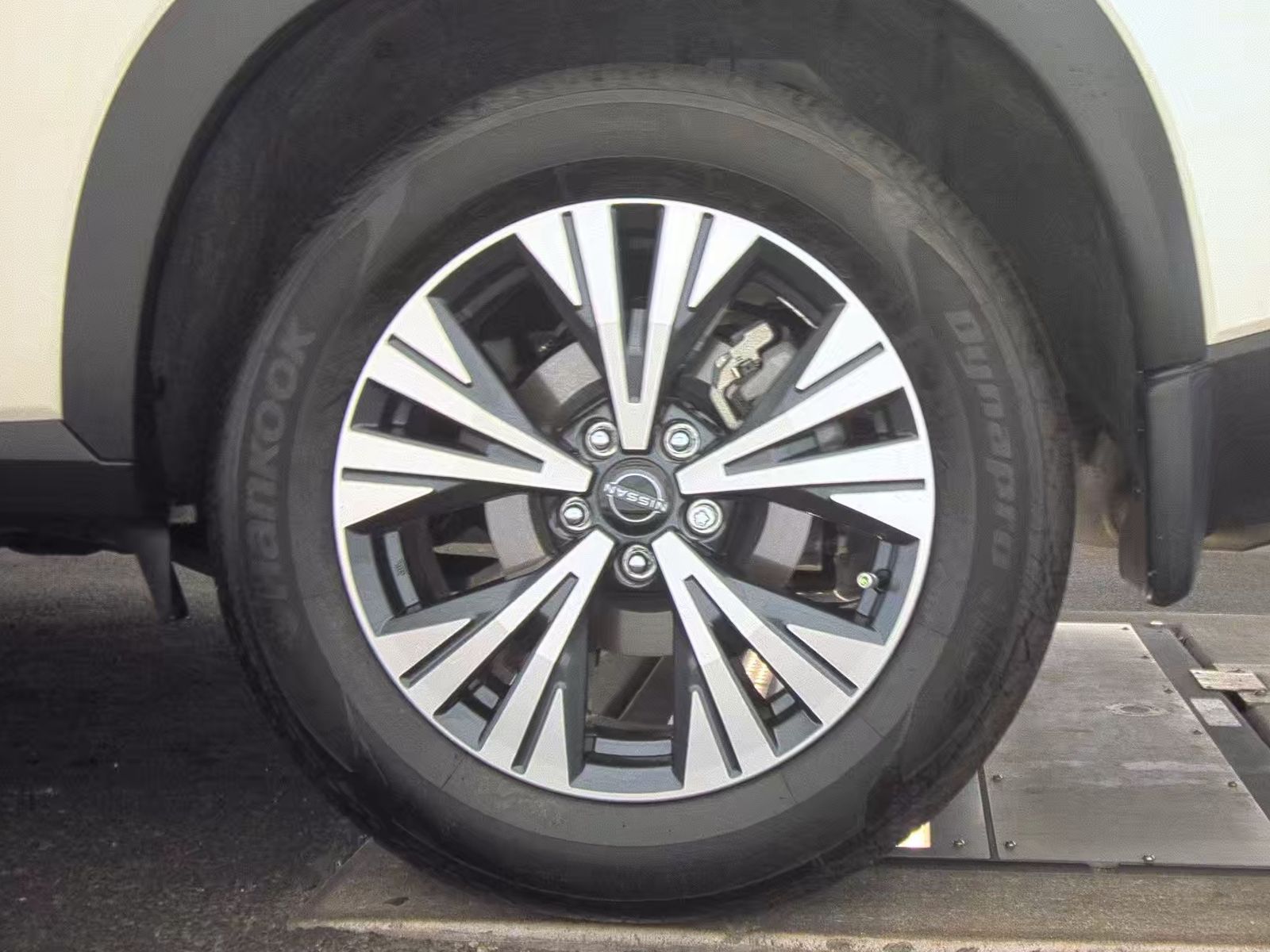 2023 Nissan Rogue SV AWD