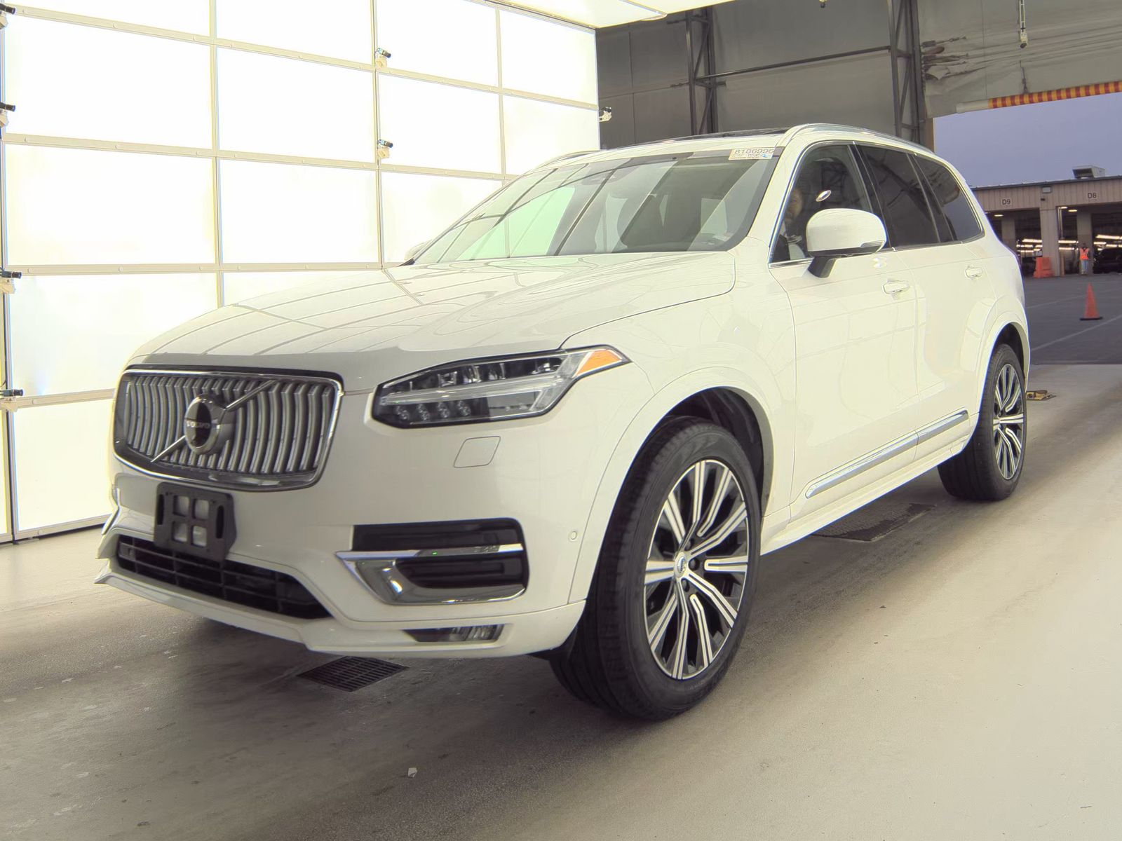2025 Volvo XC90 B6 Plus AWD
