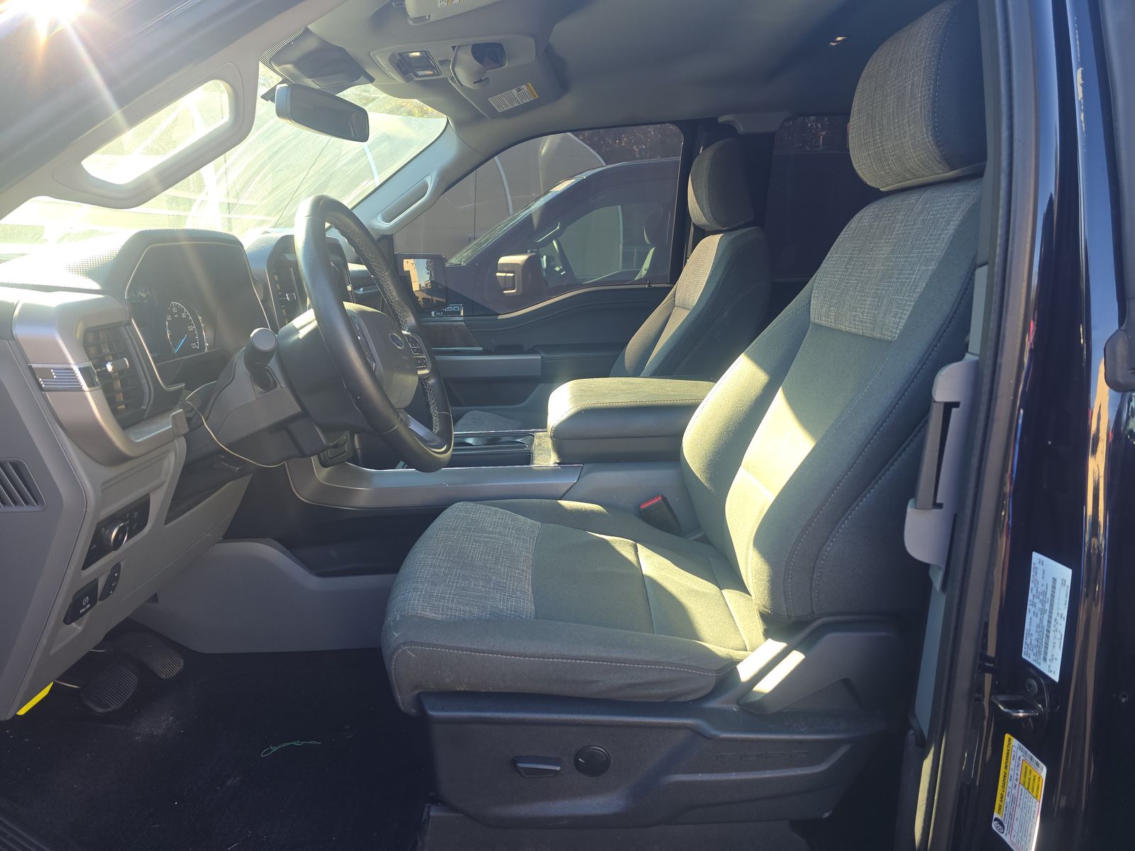 2023 Ford F-150 XLT RWD