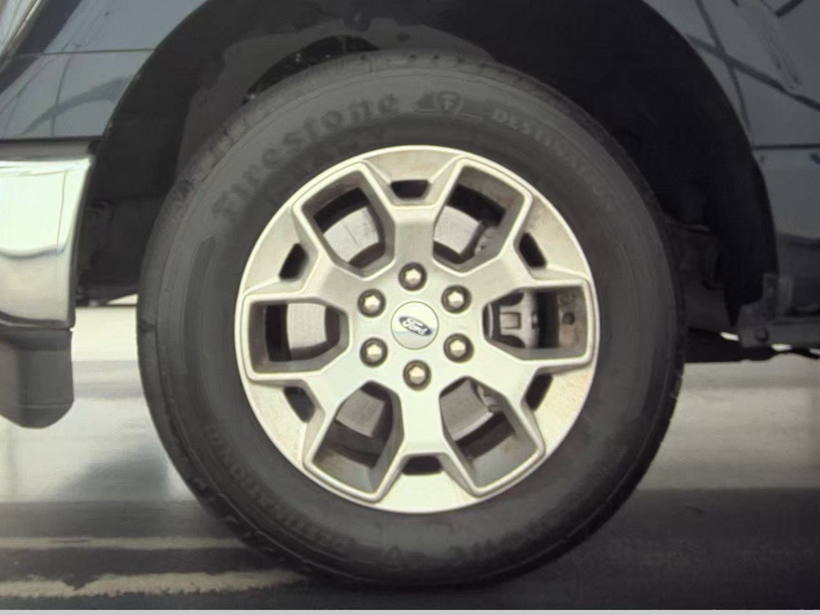 2023 Ford F-150 XLT RWD