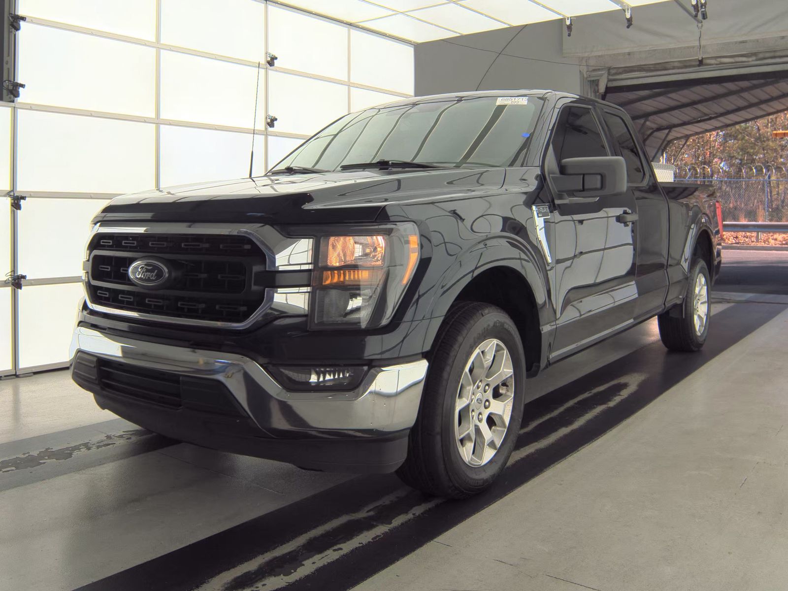 2023 Ford F-150 XLT RWD