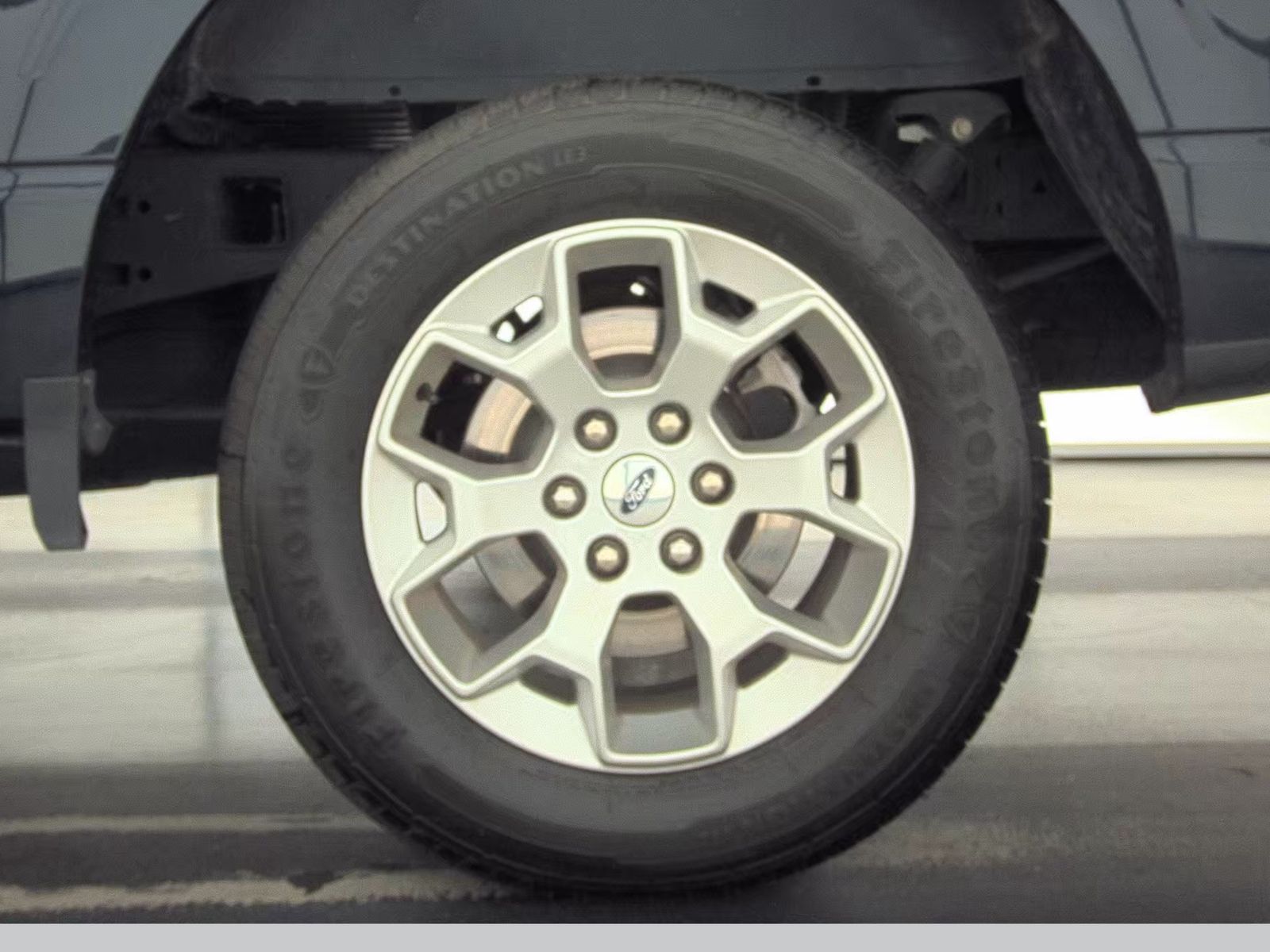 2023 Ford F-150 XLT RWD